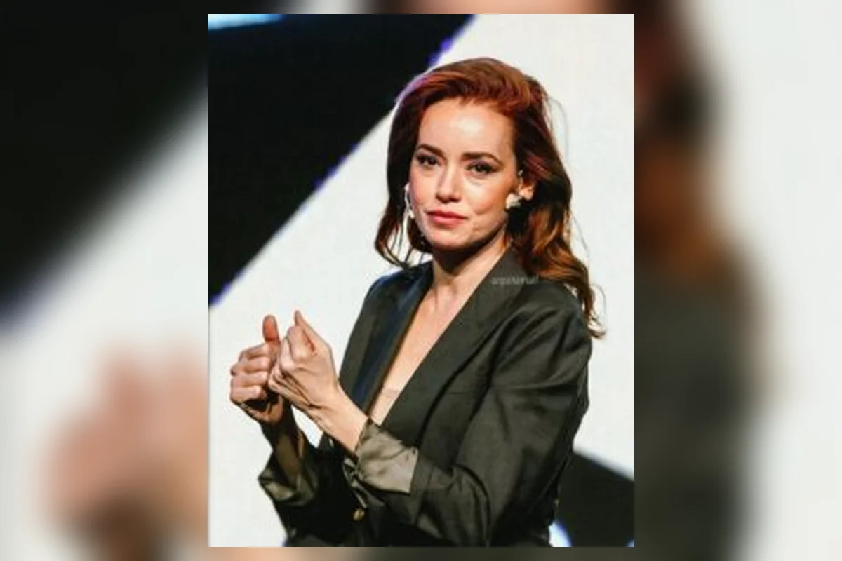 Özgü Namal 'Kıskanmak'a Veda, Sırada Cannes Var