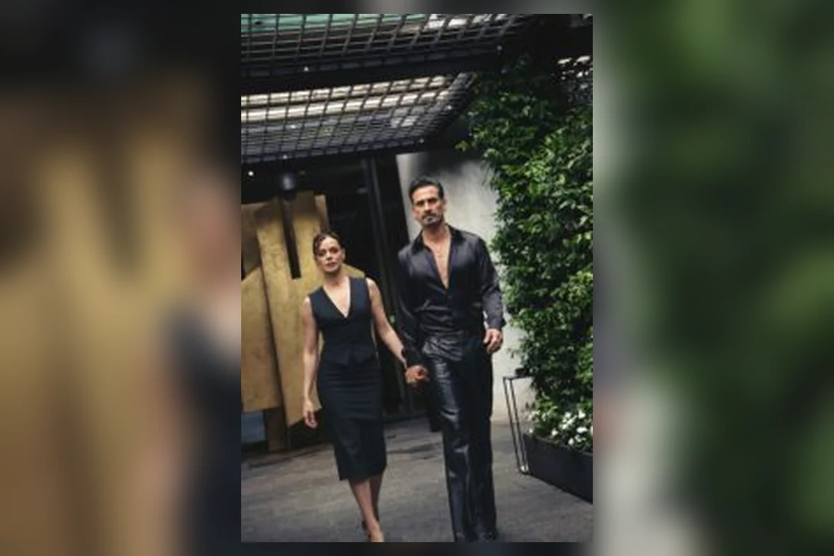 Özge Özpirinçci ve Burak Yamantürk Çifti Milano'da Verissimo Programına Katıldı