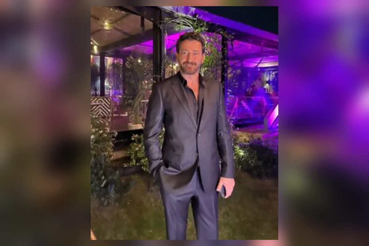 Uzak Şehir'de Boran Veda Etti, Burç Kümbetlioğlu Ayrıldı