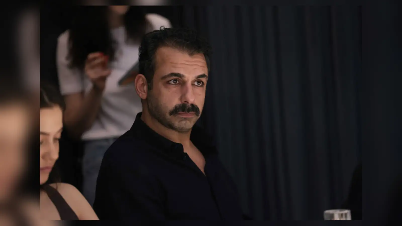 Ava Yaman ve Demirhan Demircioğlu film çekimi öncesi