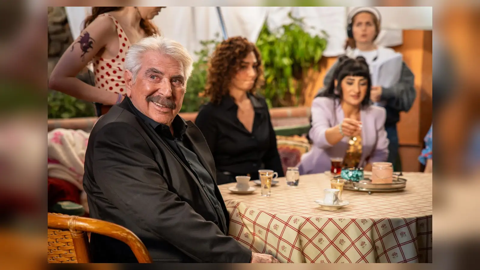 '2 Aile Arasında' Vizyon Tarihi Belli Oldu