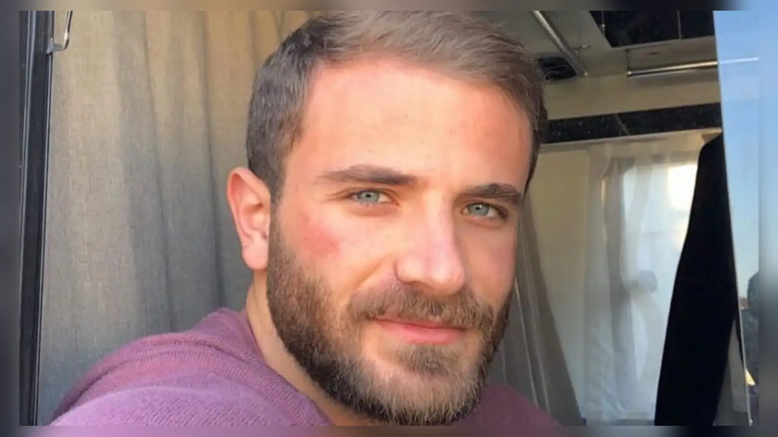 Muhtemel Aşk dizisinin yeni afişi: Ayça Ayşin Turan ve Ekin Koç