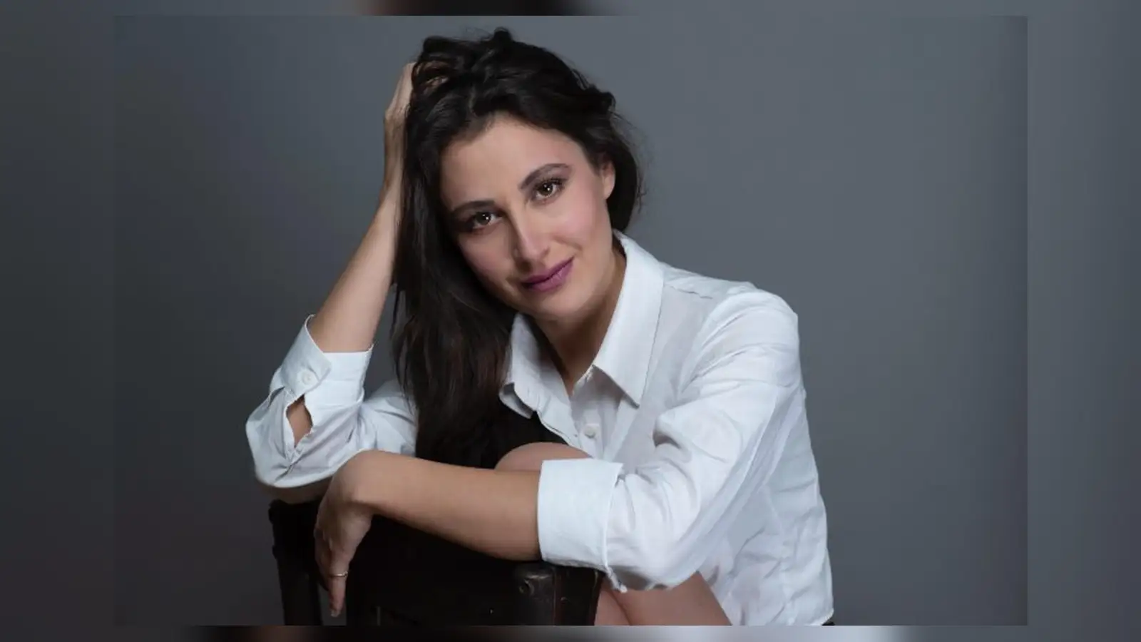 Show TV'nin 'Muhtemel Aşk'ına Genç Yetenek Dilara Sümbül Katıldı