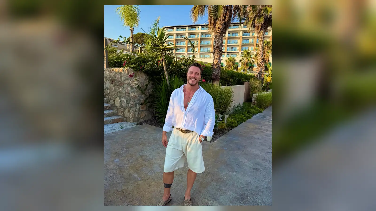 Burak Çelik Gözaltına Alındı, Tatil Yarıda Kaldı