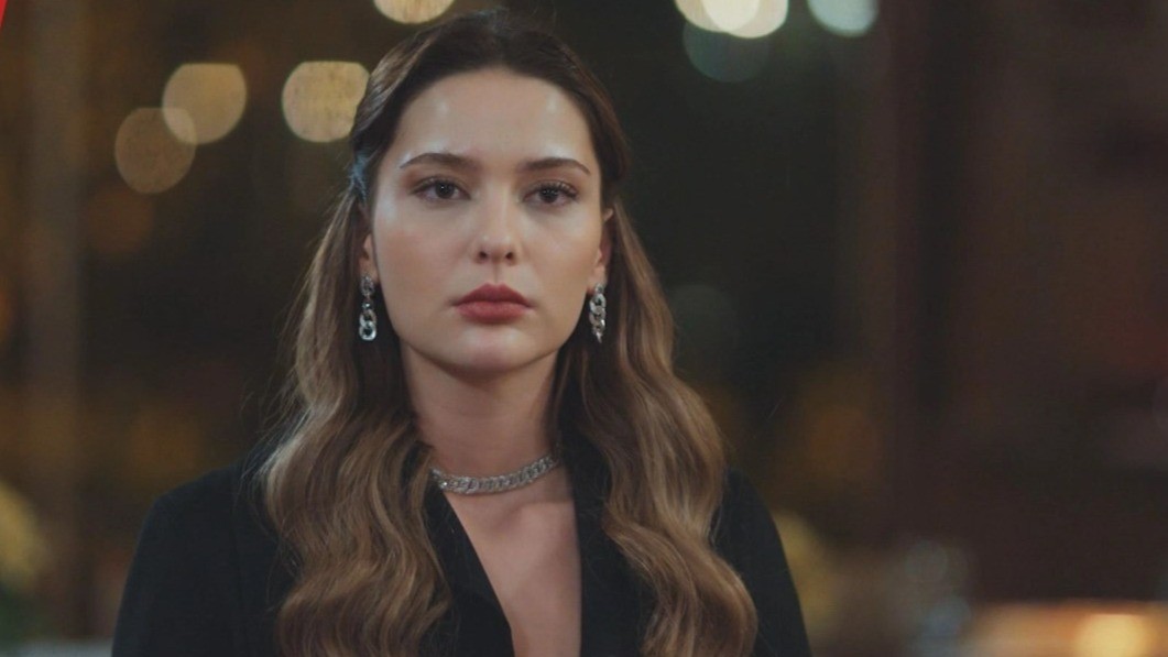 Elçin Zehra İrem Resmi