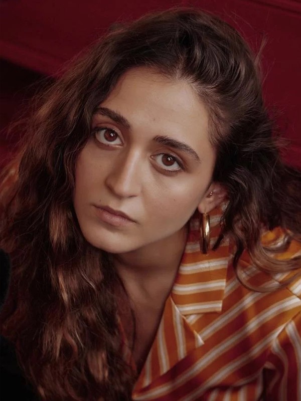 Eda Akalın Resmi