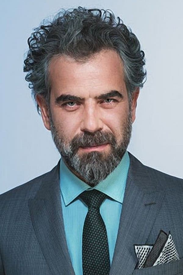 Yurdaer Okur Resmi