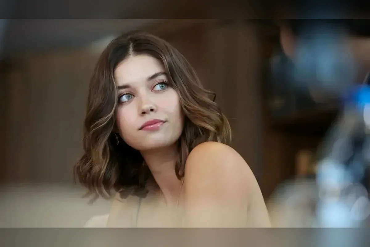 Afra Saraçoğlu