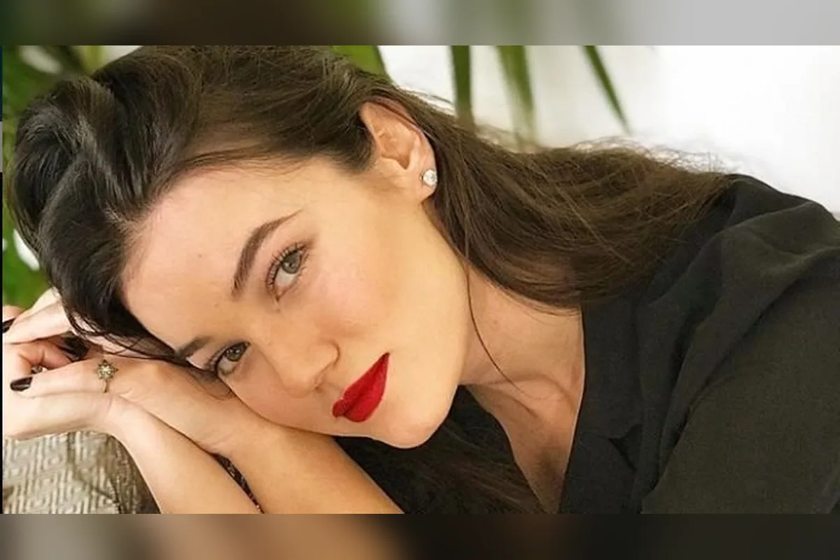 Pınar Deniz'in Hayatı ve Kariyer Yolculuğu! Pınar Deniz Kimdir?