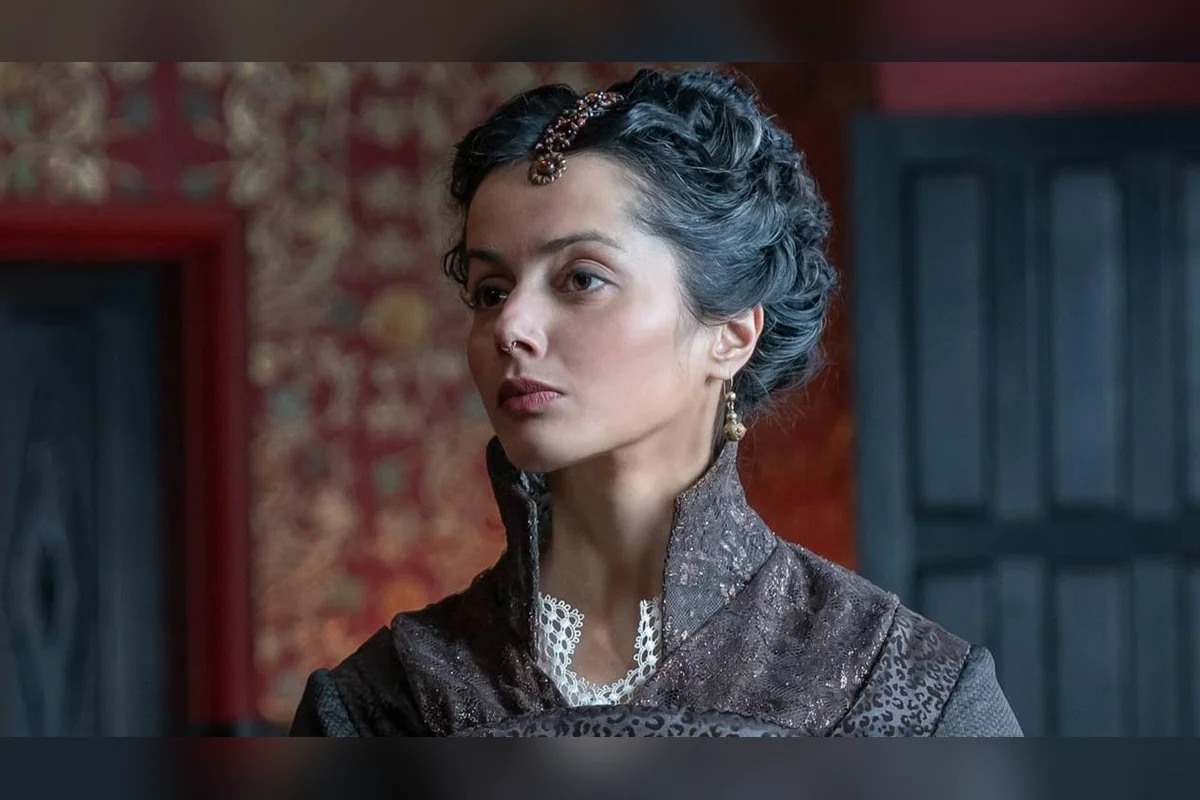 Starz ’ın tarihî drama dizisi The Serpent Queen ,