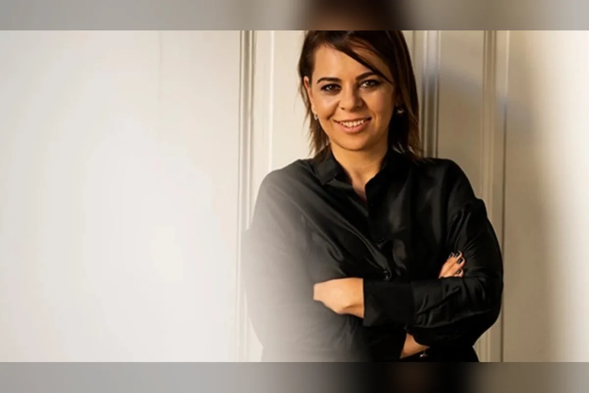 Zeynep Günay Tan - Fırat Tanış Delikanlı Dizisine Katıldı